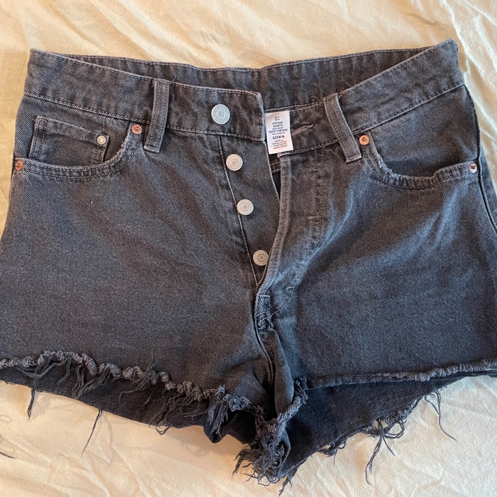 BLACK PACSUN SHORTS
